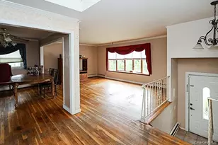 8 Broadfield Pl, Glen Cove, NY 11542 - Photo 6