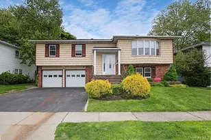 8 Broadfield Pl, Glen Cove, NY 11542 - Photo 4