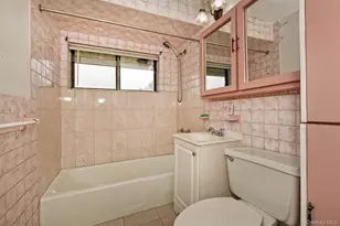 16 Springtime Ln E, Levittown, NY 11756 - Photo 14