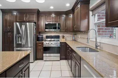 1 Allen Place, Bronxville, NY 10708 - Photo 8