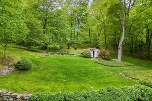 142 High Ridge Rd, Pound Ridge, NY 10576 - Photo 2