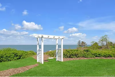 61475 Route 48 #A105, Greenport, NY 11944 - Photo 20