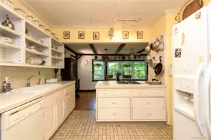 88 Prospect St, Douglaston, NY 11363 - Photo 6