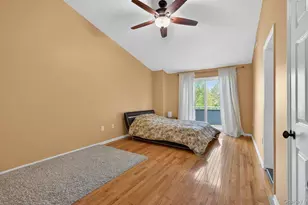 241-31 Oak Park Dr, Douglaston, NY 11362 - Photo 20