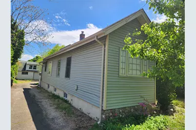 839 Fullerton Avenue, Uniondale, NY 11553 - Photo 2