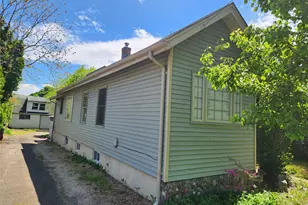839 Fullerton Ave, Uniondale, NY 11553 - Photo 2