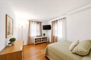 2563 Laconia Ave, Bronx, NY 10469 - Photo 12