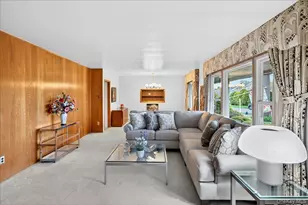 52 N Pinelake Dr, Patchogue, NY 11772 - Photo 12