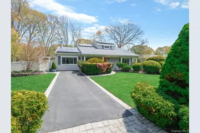 21 Halston Lane, Coram, NY 11727 - Photo 2