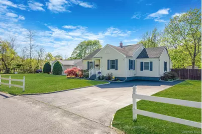 66 Hedges Road, Patchogue, NY 11772 - Photo 10