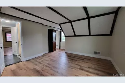 156 Doris Street, Port Ewen, NY 12466 - Photo 18