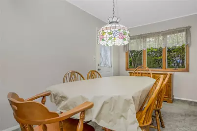 142 Elkton Lane, North Babylon, NY 11703 - Photo 10