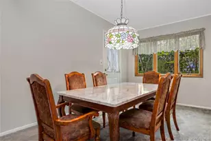 142 Elkton Ln, North Babylon, NY 11703 - Photo 8