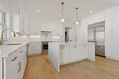 72 Cypress Lane, Westbury, NY 11590 - Photo 14