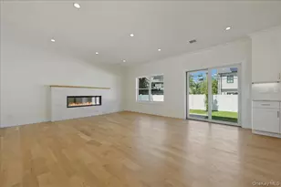 72 Cypress Ln, Westbury, NY 11590 - Photo 10