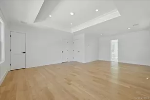 72 Cypress Ln, Westbury, NY 11590 - Photo 20