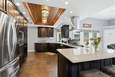 12 Buccaneer Lane, East Setauket, NY 11733 - Photo 8