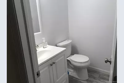 18-20 Gamay Court, Commack, NY 11725 - Photo 4