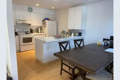 18-20 Gamay Court, Commack, NY 11725 - Photo 8
