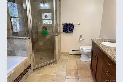 18-20 Gamay Court, Commack, NY 11725 - Photo 6