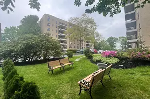 35 Stewart, Mount Kisco, NY 10549 - Photo 2