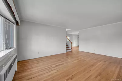 36 Barrington Street, Westbury, NY 11590 - Photo 4