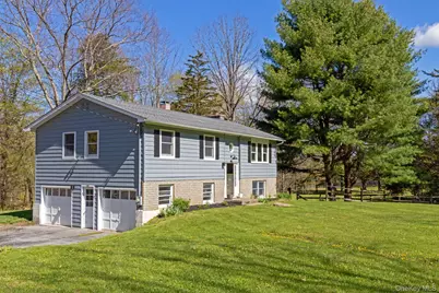 929 Centre Road, Rhinebeck, NY 12580 - Photo 2