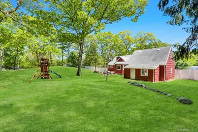 183 Dogwood Drive, Wading River, NY 11792 - Photo 12
