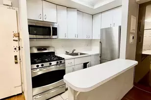 87-14 57th Rd, Elmhurst, NY 11373 - Photo 8