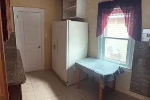102-06 63rd Ave, Forest Hills, NY 11375 - Photo 12