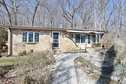 31 Hemlock Hill Lane, Montebello, NY 10901 - Photo 2