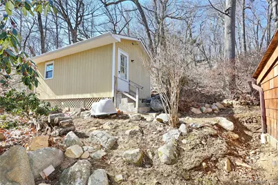 31 Hemlock Hill Lane, Montebello, NY 10901 - Photo 12