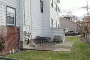 35 Taylor Ave, Poughkeepsie, NY 12601 - Photo 18