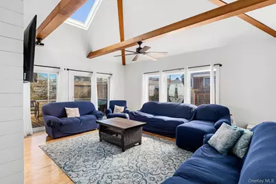 485 Bayberry Walk, Ocean Beach, NY 11770 - Photo 4