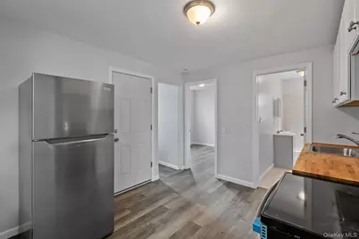 21 Lent Street, Poughkeepsie, NY 12601 - Photo 16