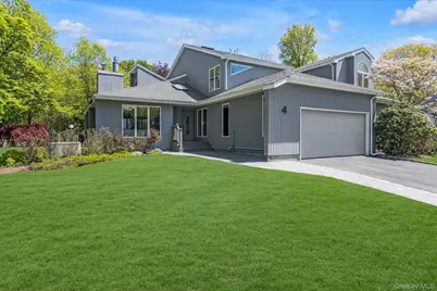 4 Wood Path Drive, Northport, NY 11768 - Photo 2