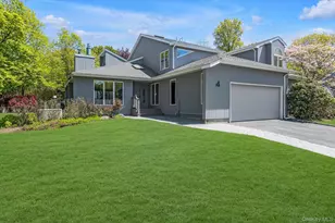 4 Wood Path Dr, Northport, NY 11768 - Photo 2
