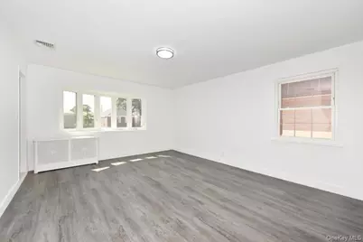7627 175th Street, Fresh Meadows, NY 11366 - Photo 16