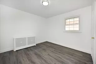 76-27 175th St, Fresh Meadows, NY 11366 - Photo 18