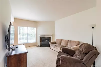 908 Huntington Drive, Fishkill, NY 12524 - Photo 8