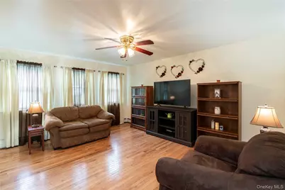 323 Freetown Highway, Wallkill, NY 12589 - Photo 6