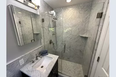 752 Kensington Court, Westbury, NY 11590 - Photo 10