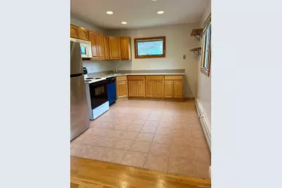 28 Rocco Drive, East Northport, NY 11731 - Photo 4