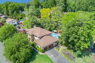 22 Peach St, Nanuet, NY 10954 - Photo 2