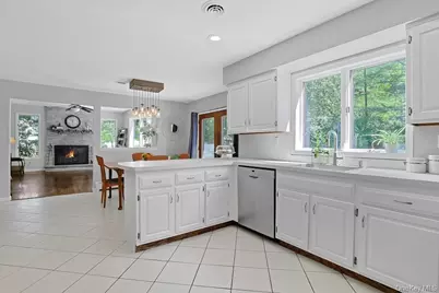 22 Peach Street, Nanuet, NY 10954 - Photo 26