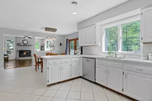 22 Peach St, Nanuet, NY 10954 - Photo 26