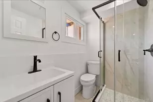 8 White Birch Ln, Commack, NY 11725 - Photo 30