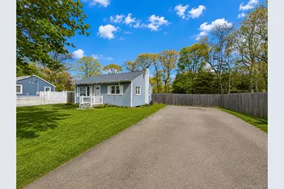 137 Baybright Drive E, Shirley, NY 11967 - Photo 2