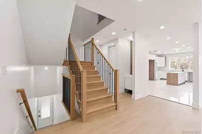 15 Warren Court #201, Monsey, NY 10952 - Photo 4