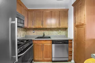 1841 Central Park Ave, Yonkers, NY 10103 - Photo 8
